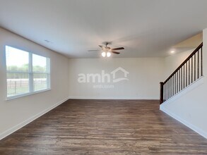 4816 Chutney Dr in Nashville, TN - Foto de edificio - Building Photo