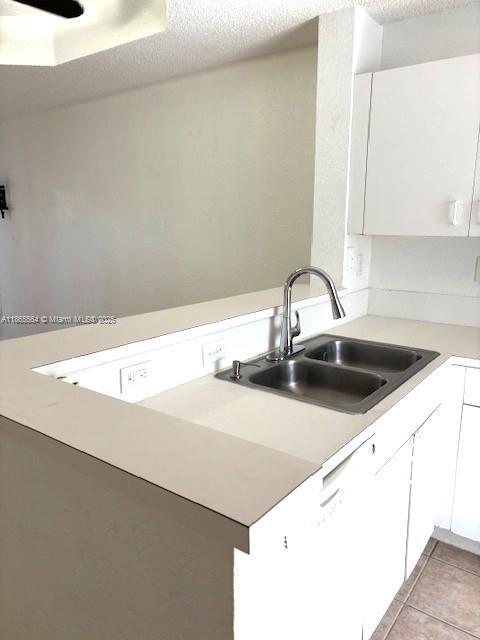 12166 SW 143rd Ln in Miami, FL - Building Photo - Building Photo