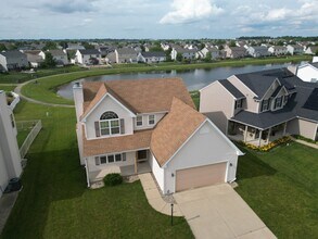 3922 Wildflower Dr in Champaign, IL - Building Photo - Building Photo