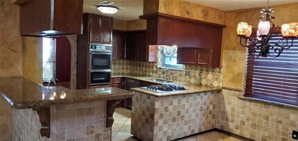 4323 Colombia Dr in Pasadena, TX - Building Photo - Building Photo