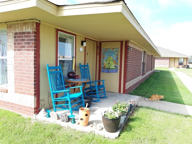 property at 1400 W Somerville St