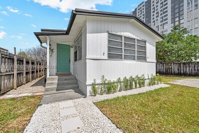 property at 625 SW 110th Ave
