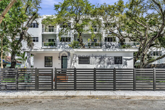 655 NE 62nd St in Miami, FL - Building Photo - Building Photo