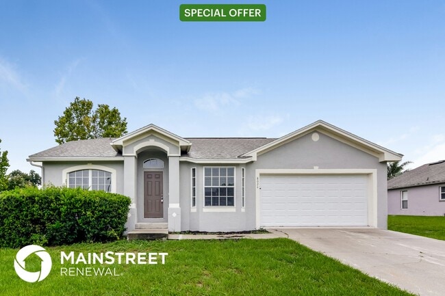 property at 8024 Ridgeglen Cir W