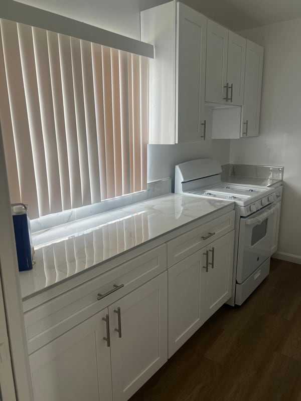 3426 Mentone Ave in Los Angeles, CA - Building Photo - Building Photo