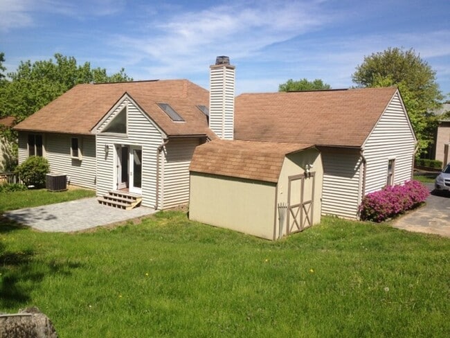 property at 10803 N Glade Ct