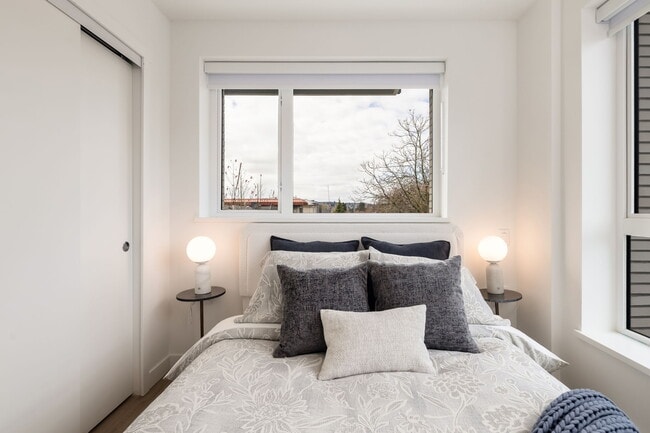 Arbutus Terrace in Vancouver, BC - Building Photo - Building Photo