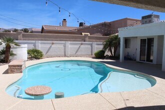 3411 Sheik Dr in Lake Havasu City, AZ - Building Photo - Building Photo