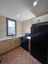 283 Monticello Ave, Unit 1 in Jersey City, NJ - Building Photo