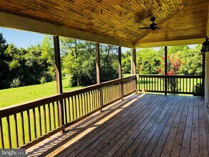31 Willowmere Ct in Stafford, VA - Building Photo - Building Photo