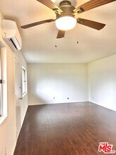 1868 10th St in Santa Monica, CA - Foto de edificio - Building Photo