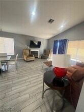 745 Gullwing Ln in North Las Vegas, NV - Building Photo - Building Photo