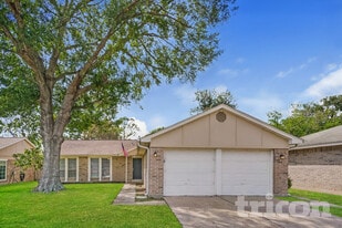 11119 Daybreak Ln in Cypress, TX - Building Photo