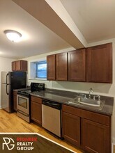 1126 W Oakdale Ave, Unit 1125-GDNN in Chicago, IL - Foto de edificio - Building Photo