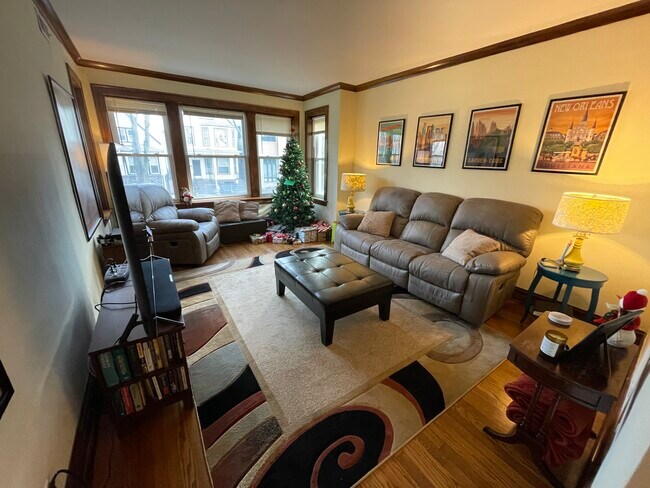 4132 N Mozart St, Unit 2