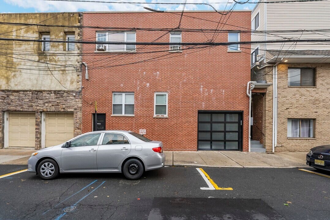 7013 Polk St in Guttenberg, NJ - Building Photo