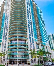3301 NE 1st Ave in Miami, FL - Foto de edificio - Building Photo