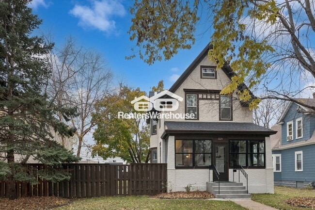 3220 Minnehaha Ave in Minneapolis, MN - Foto de edificio - Building Photo