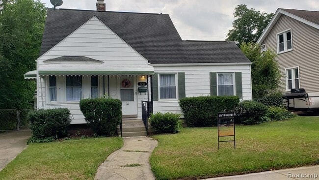 property at 1261 Pearson St