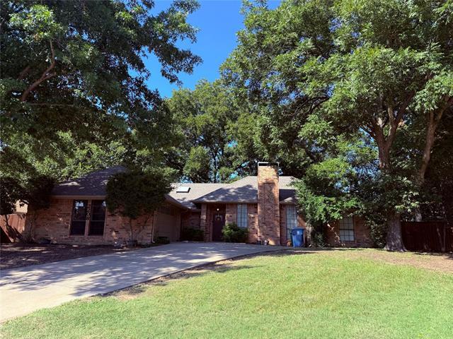 2208 Timberglen Dr in Flower Mound, TX - Building Photo