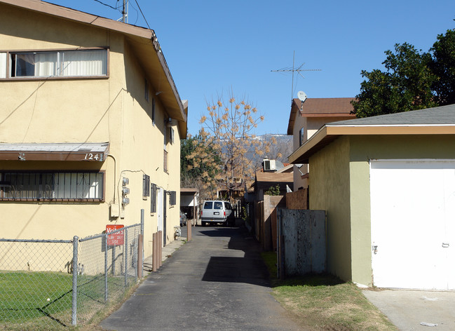 124 Wabash St in San Bernardino, CA - Building Photo - Building Photo