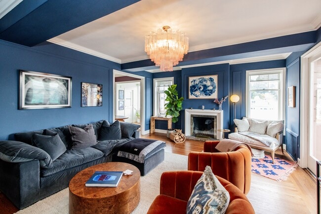 property at 1450 Greenwich St
