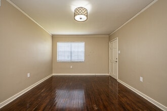 Downtown Living With A Capitol View! in Baton Rouge, LA - Building Photo - Interior Photo