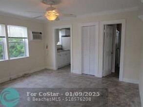 4565 N Ocean Dr in Lauderdale-by-the-Sea, FL - Building Photo - Building Photo