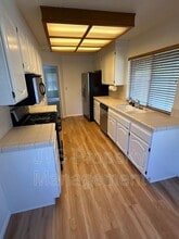8987 Paso Robles Way in Elk Grove, CA - Building Photo - Building Photo