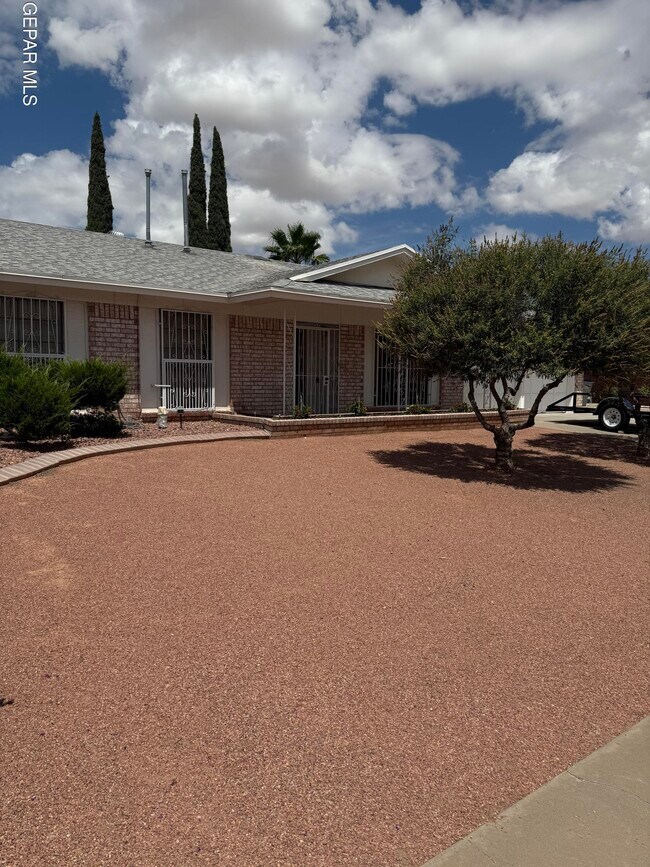 property at 3253 Tomahawk St