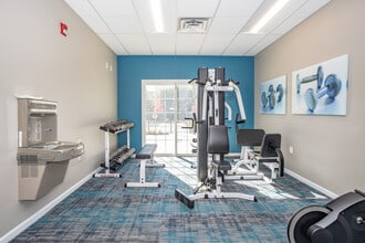 Bradford Hill Apartments & Townhomes in Webster, NY - Foto de edificio - Interior Photo