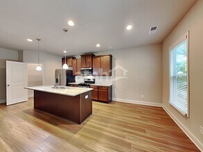 80 Pratt Cir in Covington, GA - Building Photo - Building Photo