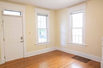 30 E Maynard Ave in Columbus, OH - Building Photo - Building Photo