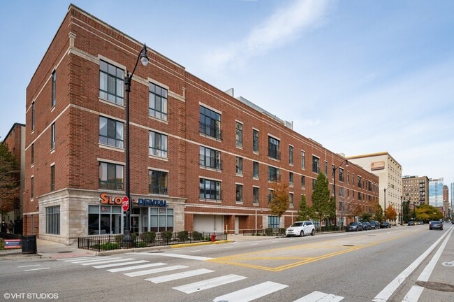 property at 1440 S Wabash Ave