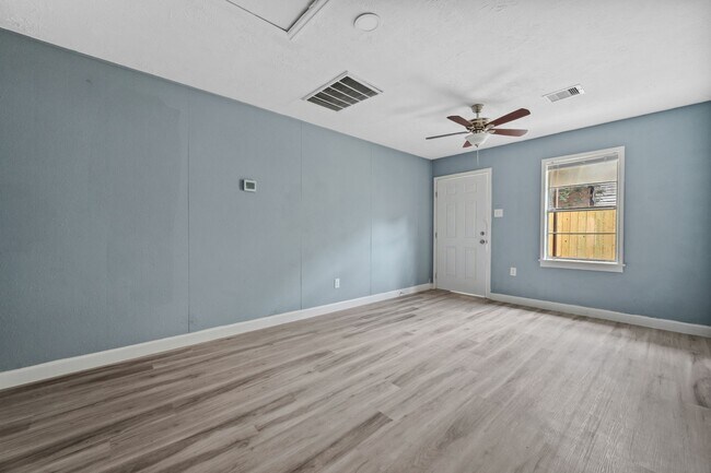 3423 Nettleton St in Houston, TX - Building Photo - Building Photo