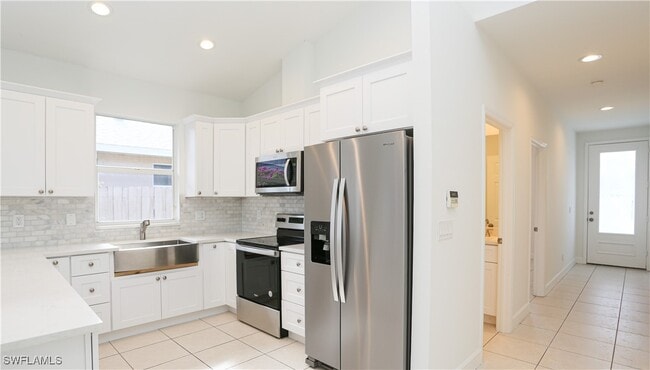 835 106th Ave N in Naples, FL - Building Photo - Building Photo