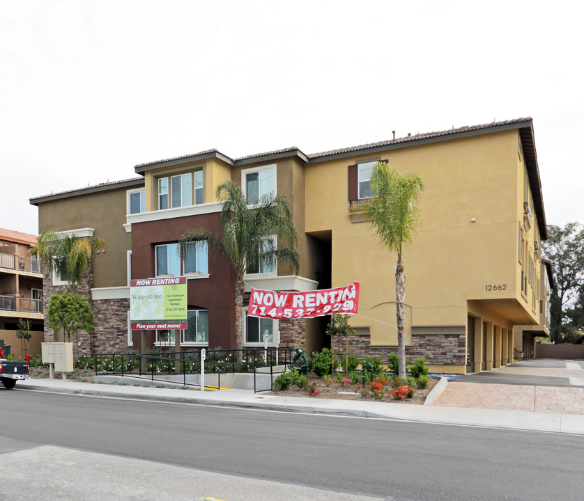 Waterstone Apartments in Garden Grove, CA - Building Photo