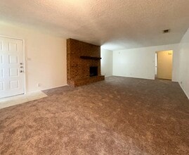 2402 Paul Revere St-Unit -2402 B Paul Revere Street in Temple, TX - Building Photo - Building Photo