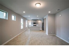 237 Unforgiven Ln in Jarrell, TX - Building Photo - Building Photo
