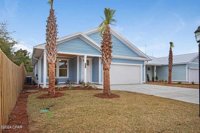 8432 Warner Pl in Panama City Beach, FL - Building Photo - Building Photo