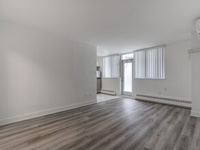 177 St. George Street in Toronto, ON - Foto de edificio - Building Photo