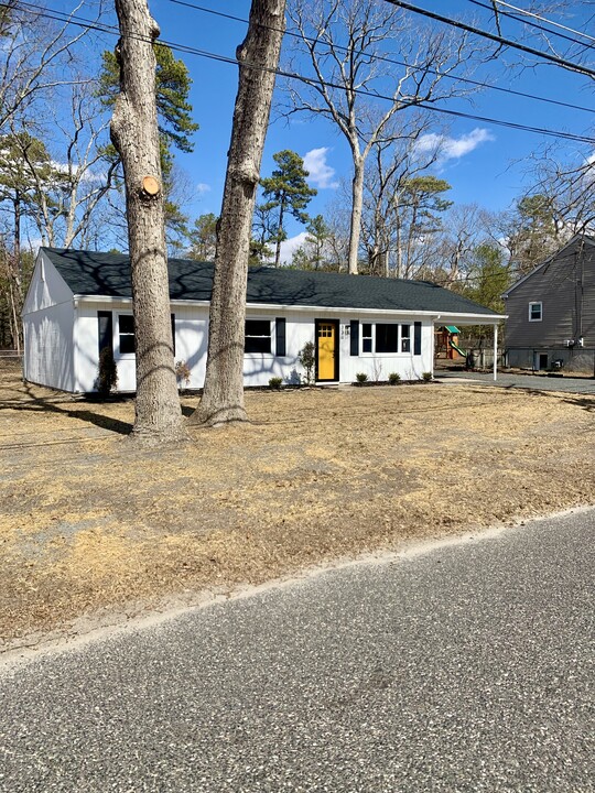 334 Pemberton Blvd in Browns Mills, NJ - Building Photo