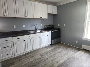 88 Twiss St in Meriden, CT - Foto de edificio - Building Photo