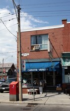 258-262 Christie St in Toronto, ON - Building Photo - Building Photo