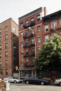 193 E 4th St in New York, NY - Building Photo - Building Photo