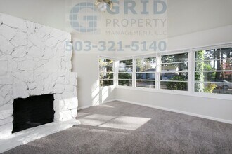 3035 SE 118th Ave in Portland, OR - Building Photo - Building Photo