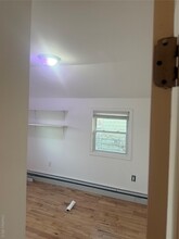 28 Clinton Ave in Inwood, NY - Building Photo - Building Photo