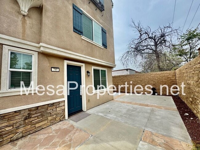 property at 795 Hazel Wy