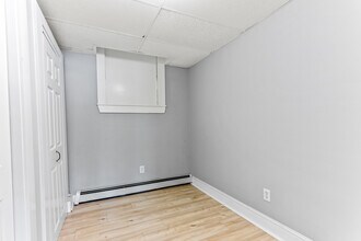 Lafayette St Rochester NH in Rochester, NH - Foto de edificio - Building Photo