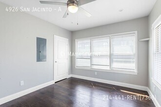 4926 San Jacinto St in Dallas, TX - Building Photo - Building Photo